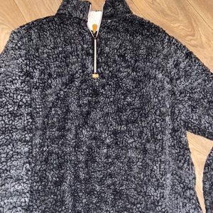 Simply Southern Sherpa pullover